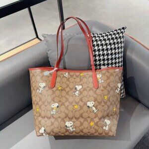 NWT Coach Snoopy Woodstock City Tote
